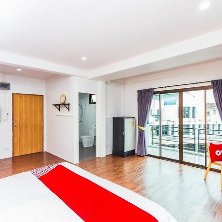 Oyo 435 Frame Residence Phuket Kültér fotó